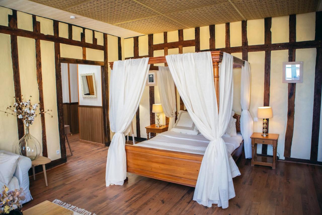 Bed and Breakfast Cafe De France Eauze Exterior foto